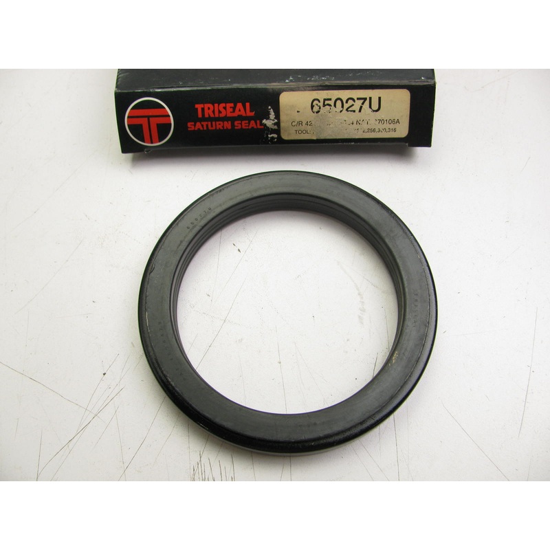 Triseal 65027U Wheel Seal - 5.506'' OD X 4.166'' ID X 0.605'' Wide