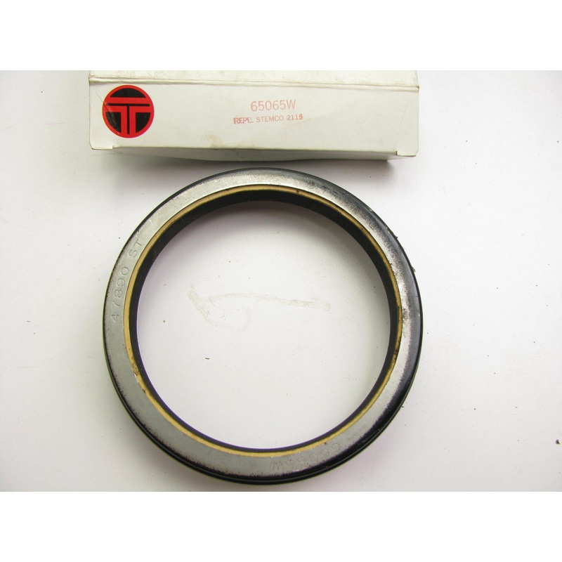 Triseal 65065W Wheel Seal - 6.259'' OD X 4.765'' ID X 0.605'' Wide