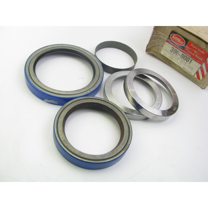 Stemco 390-9001 Wheel Seal Kit - 6.507'' OD X 4.812'' ID X 0.865'' Wide