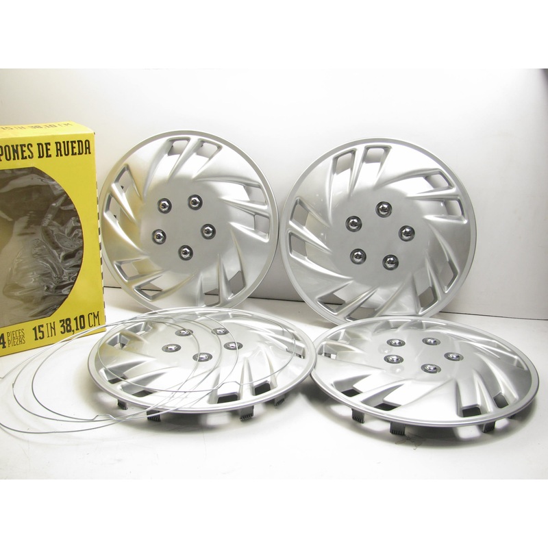 Style-line 7015PK Universal 15'' Plastic Wheel Cover Set - Torpedo Style