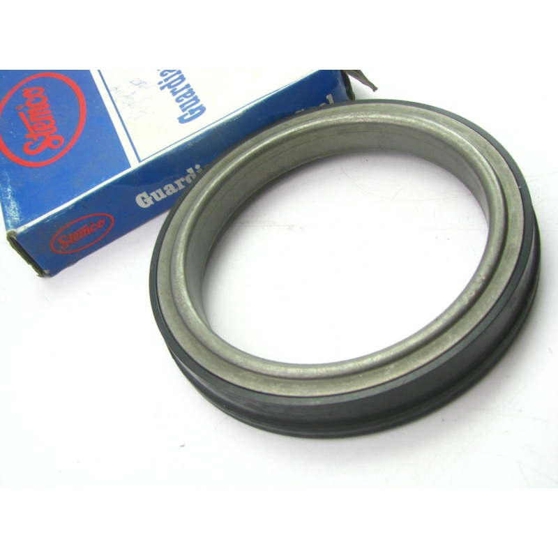 Stemco 308-0856 Wheel Hub Seal - 5.875'' OD X 4.500'' ID X 0.82'' Wide