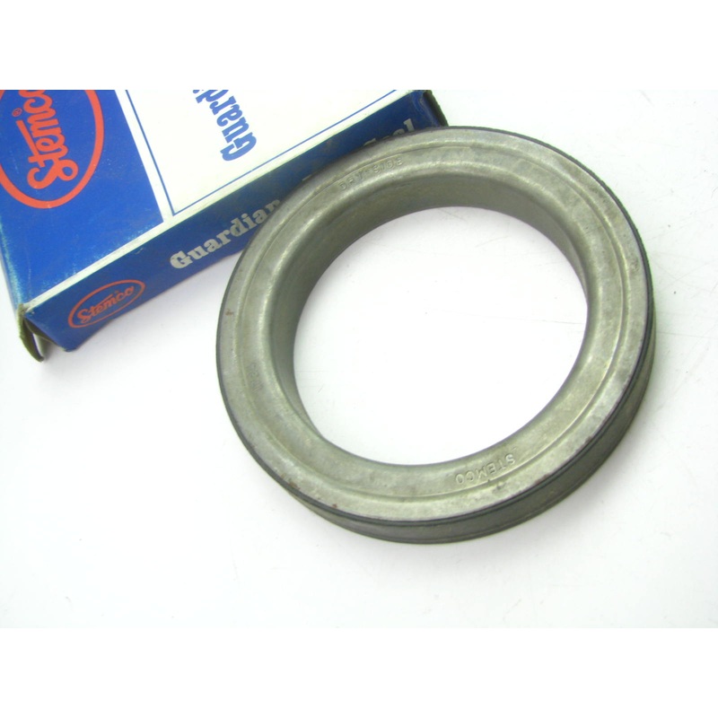 Stemco 309-0957 Wheel Hub Seal - 5.500'' OD X 3.937'' ID X 0.745'' Wide