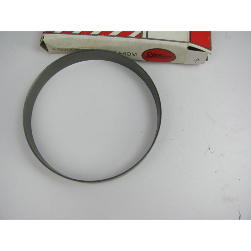 Stemco 310-1093 Axle Wear Ring - 4.597'' OD X 4.500'' Shoulder X 0.687'' Wide