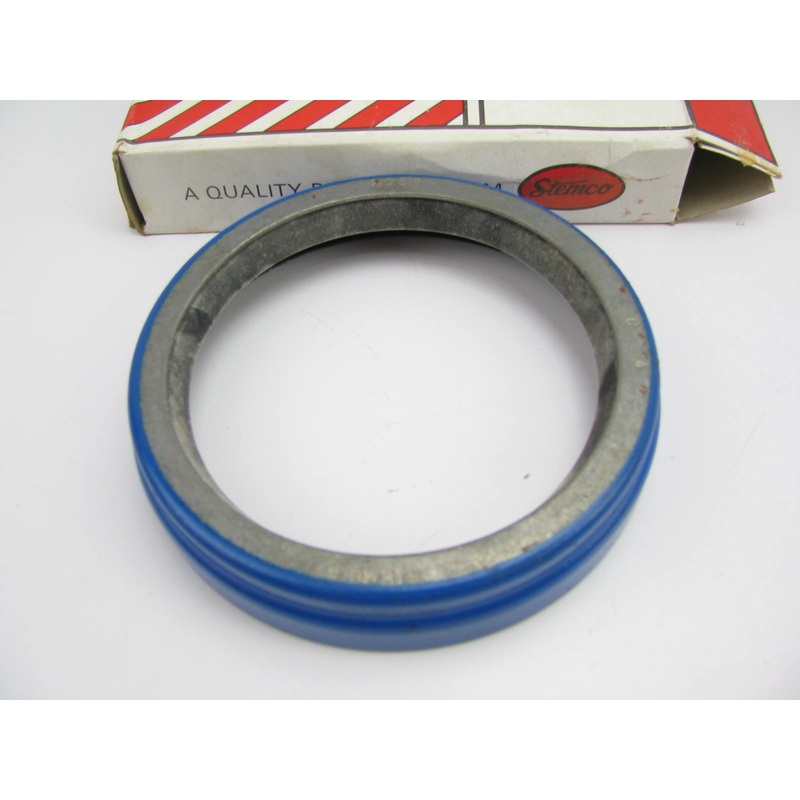 Stemco 320-2039 Wheel Seal - 5.132'' OD X 3.875'' ID X 0.605'' Wide