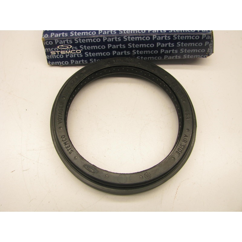 Stemco 383-0139 Wheel Seal - 5.132'' OD X 3.875'' ID X 0.605'' Wide