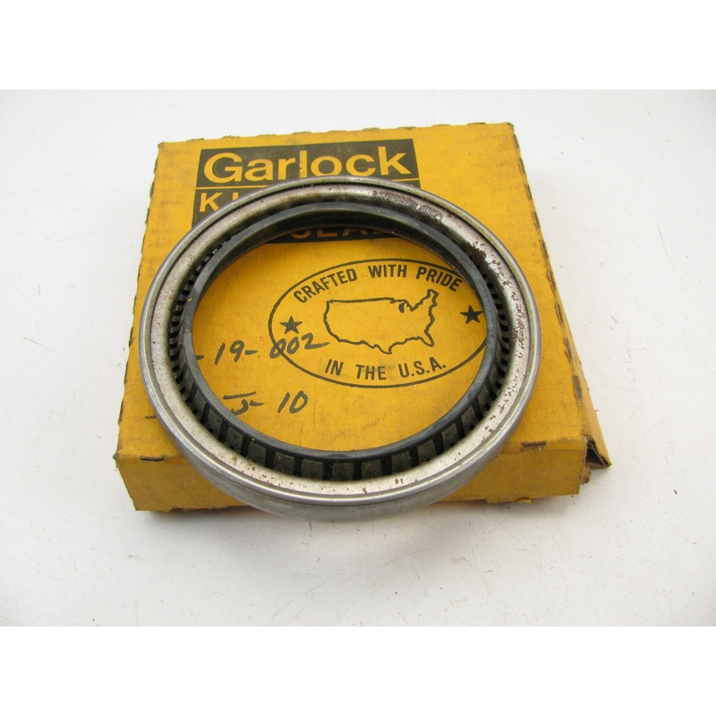 Garlock 53X2324 Industrial Oil Seal ID 3.375'' X OD 4.506'' X 0.468'' 21086-2324